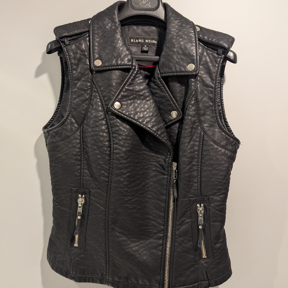 Blanc Noir Women's Quilted Black Vest